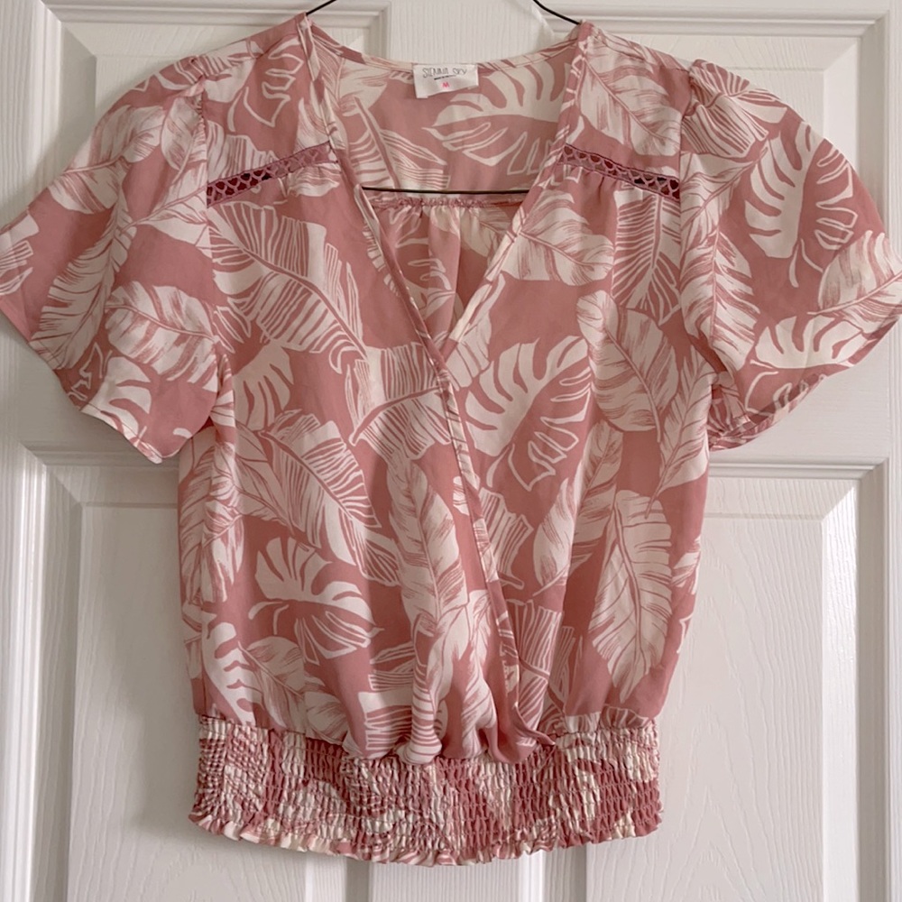 Summer top - Picture 1 of 1